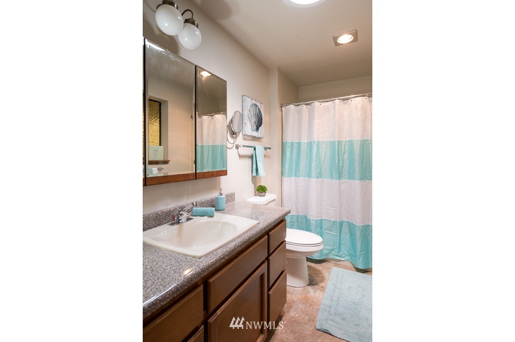18335 129th Place Northeast Bothell, WA 98011 - Photo 19 of 32