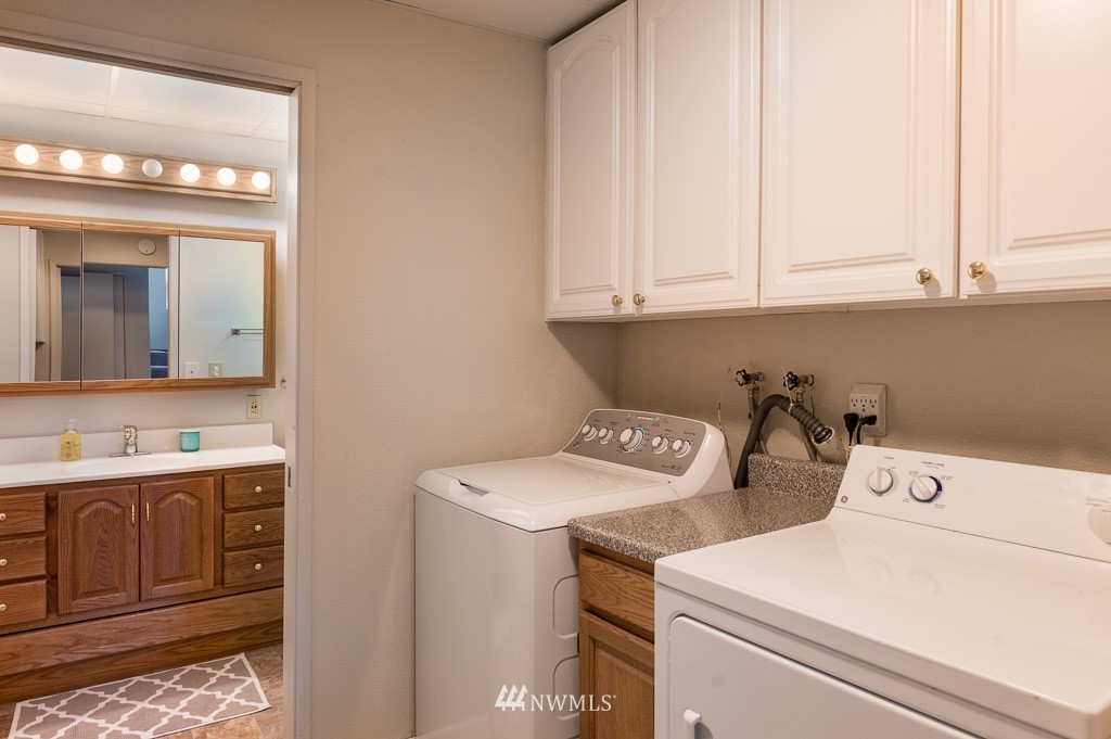 18335 129th Place Northeast Bothell, WA 98011 - Photo 23 of 32
