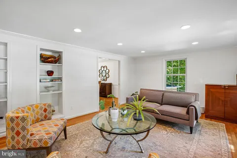 $1,250,000 | 11303 Hounds Way, North Bethesda, MD 20852