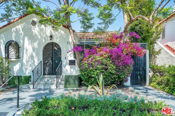 $6,250 | 223 North Almont Drive, Beverly Hills, CA 90211