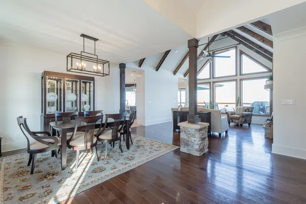 $1,575,000 | 190 Hovering Hawk Drive, Jasper, TN 37347