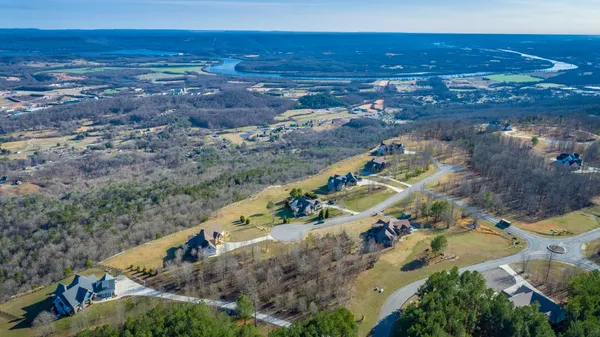 $1,575,000 | 190 Hovering Hawk Drive, Jasper, TN 37347