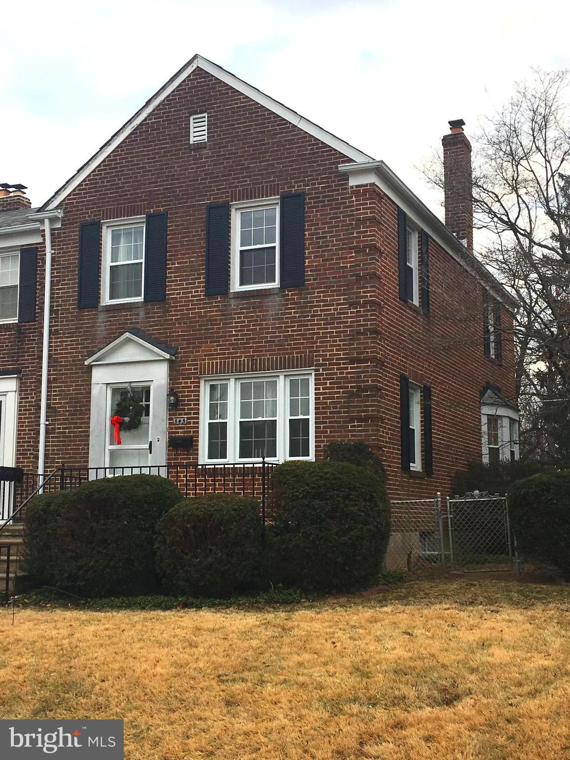 345 Old Trail Baltimore, MD 21212 - Photo 2 of 21 Exterior (Front)