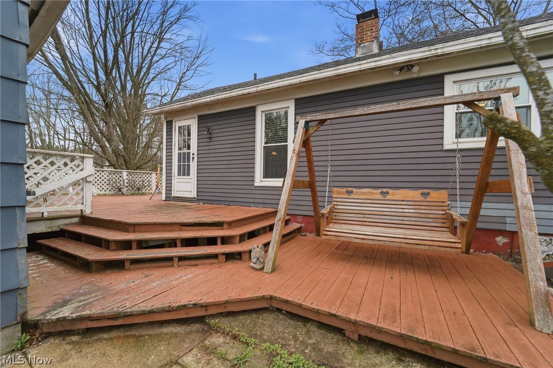 2108 Bennett Road Madison, OH 44057 - Photo 4 of 40