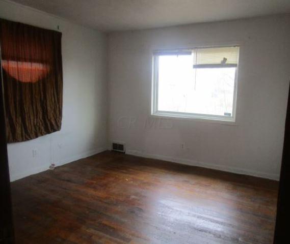 31 North Ashburton Road Columbus, OH 43213 - Photo 5 of 11 Gallery Image 5