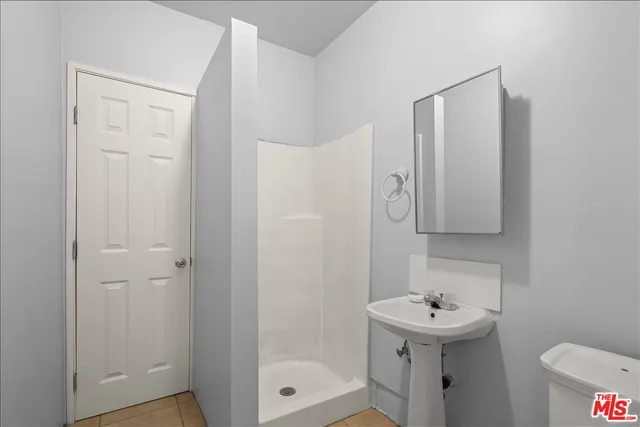 $899,000 | 14019 Bessemer Street, Van Nuys, CA 91401