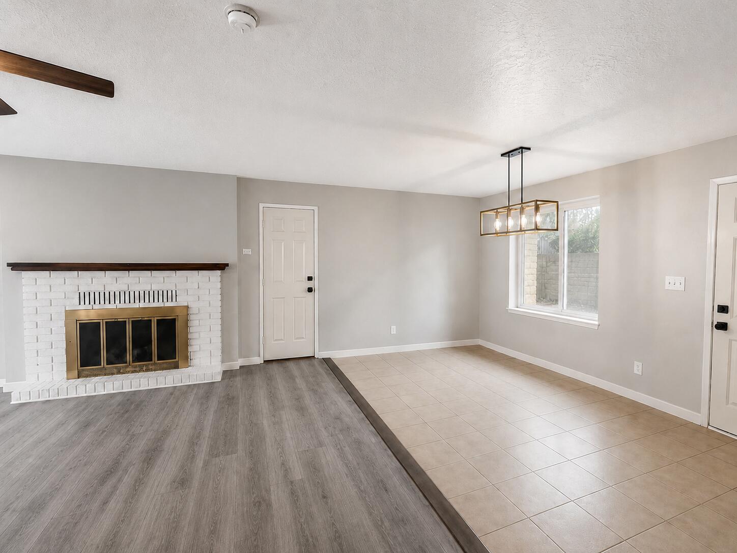 611 Diagonal Street St. George, UT 84770 - Photo 3 of 20 Living Room- empty 611