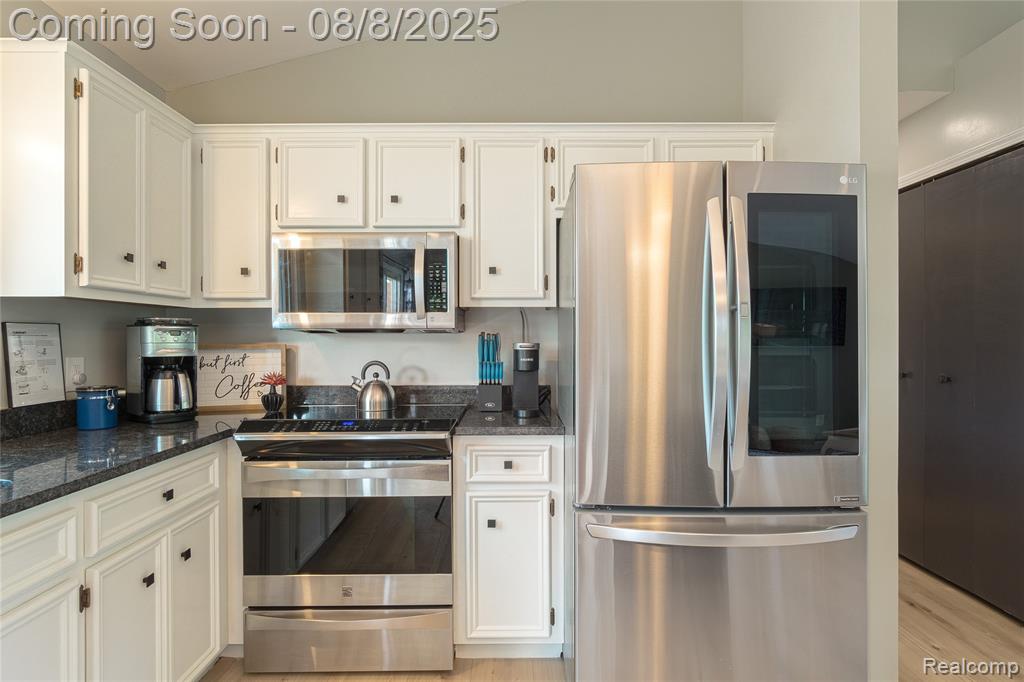 3300 Duck Lake Road North Highland, MI 48356 - Photo 8 of 24 Gallery Image 8
