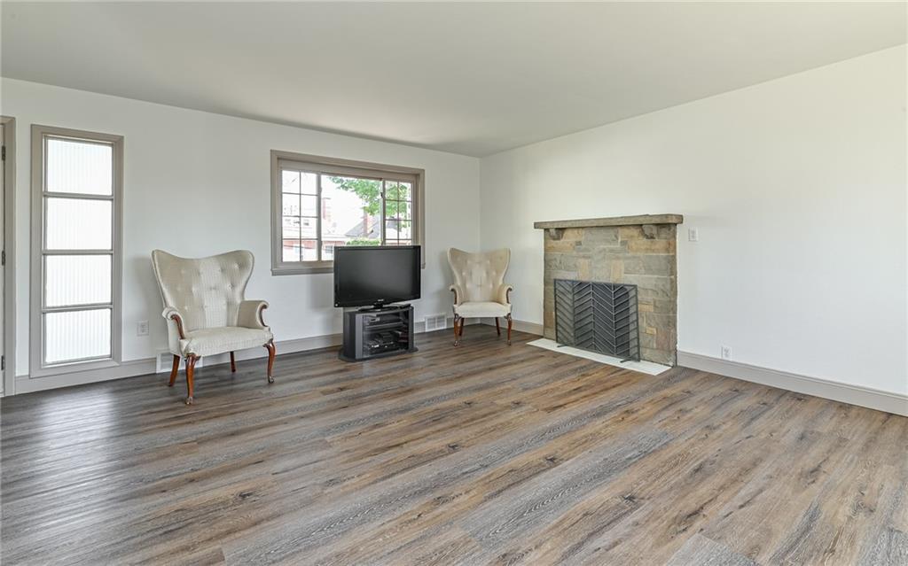 25 Harlem Avenue McKees Rocks, PA 15136 - Photo 4 of 25 Gallery Image 4