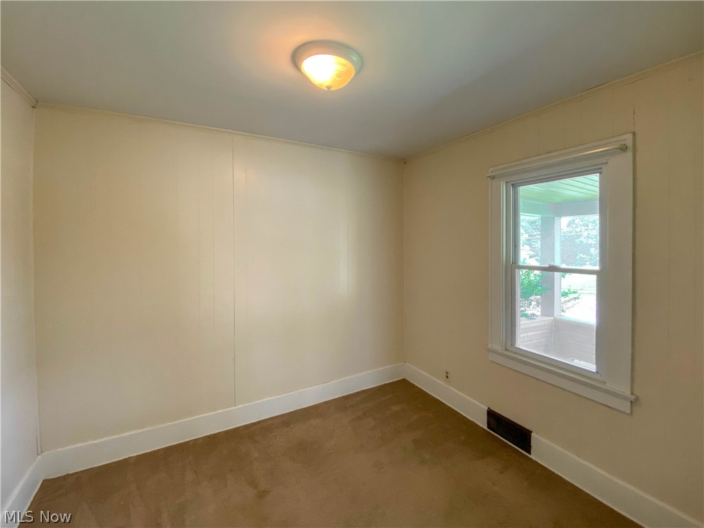 2887 Center Road Youngstown, OH 44514 - Photo 8 of 23 Gallery Image 8