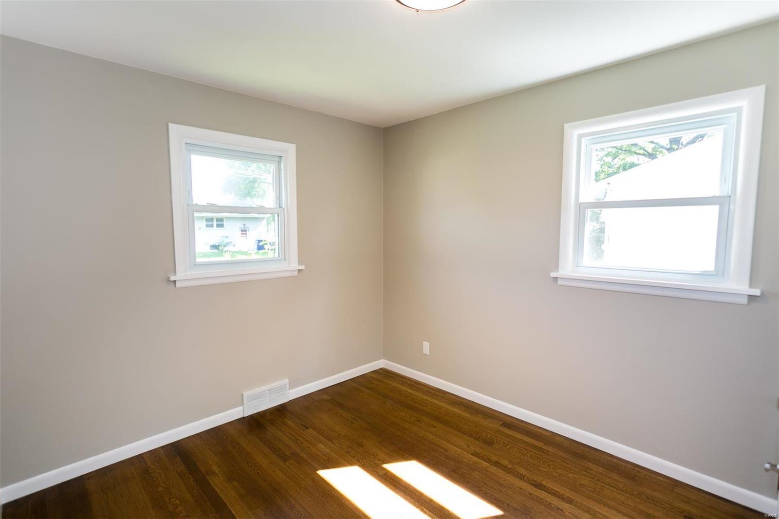 7805 Decatur Drive St. Louis, MO 63123 - Photo 15 of 25 Gallery Image 15