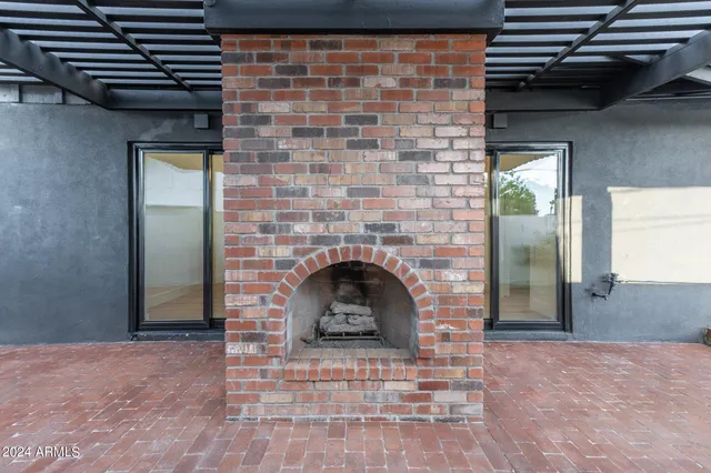 $1,499,000 | 1643 West Griswold Road, Phoenix, AZ 85021