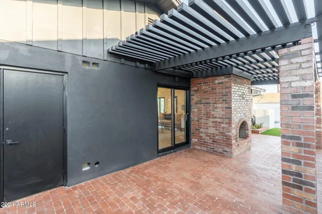 $1,499,000 | 1643 West Griswold Road, Phoenix, AZ 85021