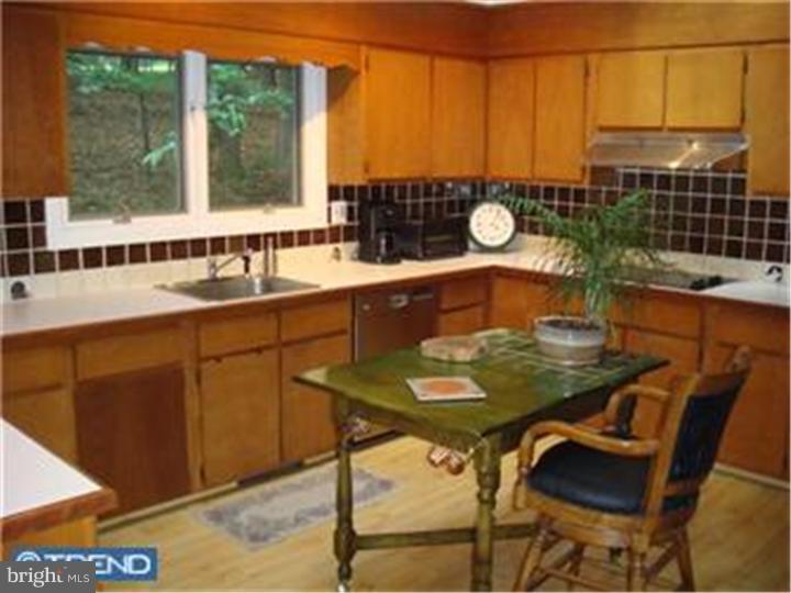 2121 Welsh Valley Road Phoenixville, PA 19460 - Photo 4 of 12 Gallery Image 4