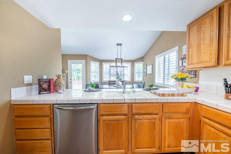 963 Ridgeview Drive Reno, NV 89511 - Photo 14 of 29 Photo 14