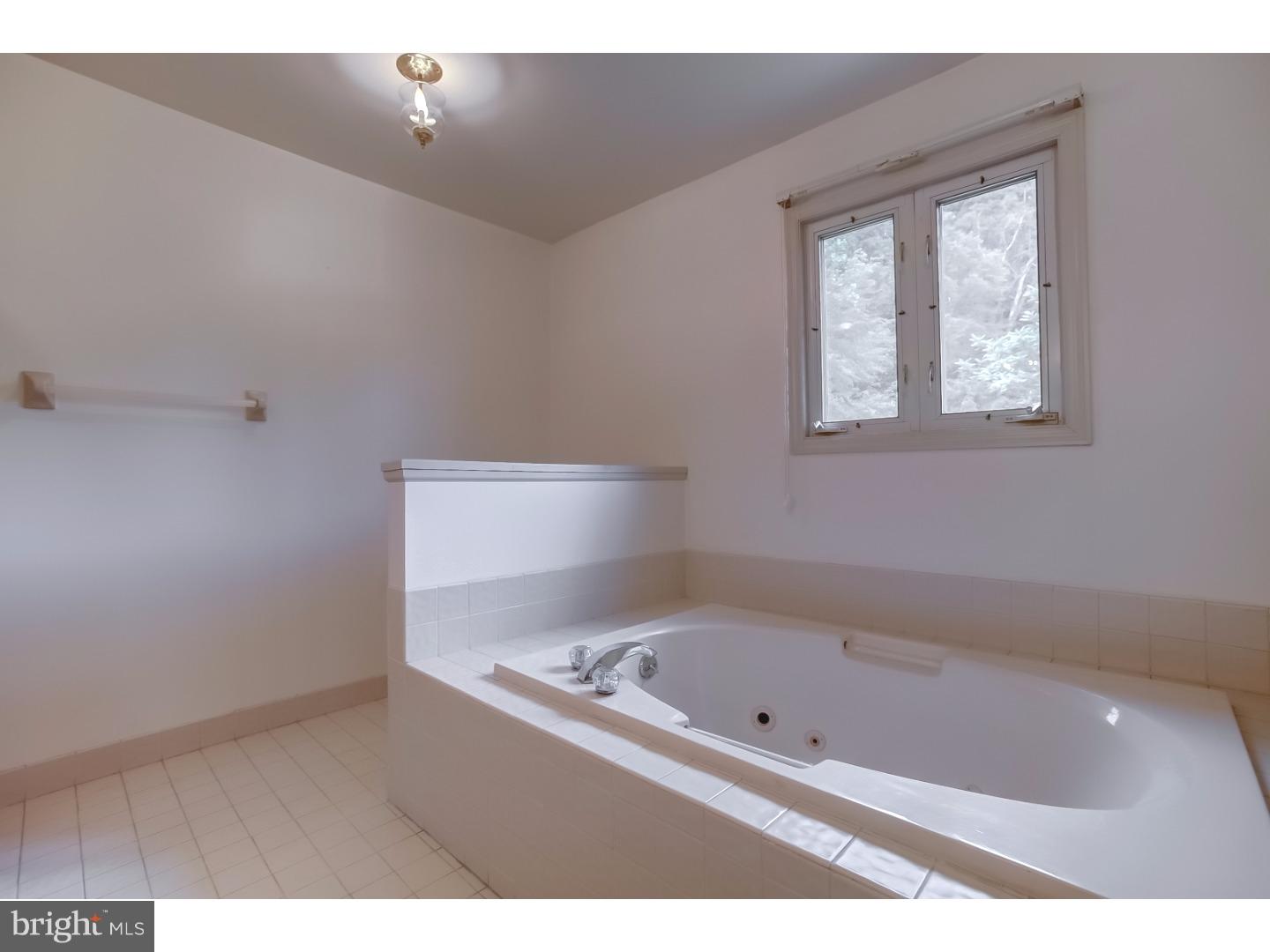 501 Springbrook Lane Wayne, PA 19087 - Photo 19 of 23