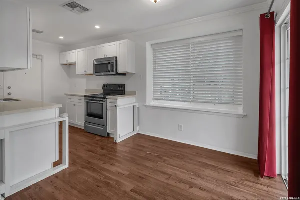 $1,750 | 10510 Bounty Drive, San Antonio, TX 78245