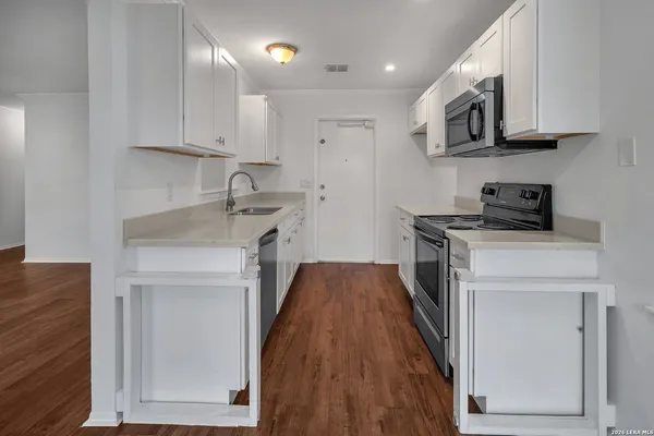 $1,750 | 10510 Bounty Drive, San Antonio, TX 78245