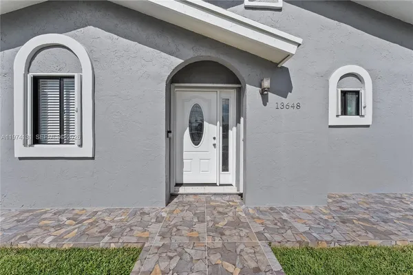 $399,900 | 13648 Southwest 286th Terrace, Homestead, FL 33033