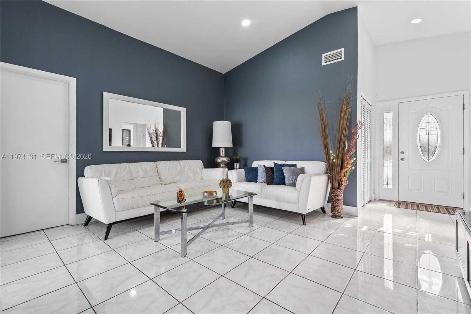 13648 Southwest 286th Terrace Homestead, FL 33033 - Photo 8 of 27