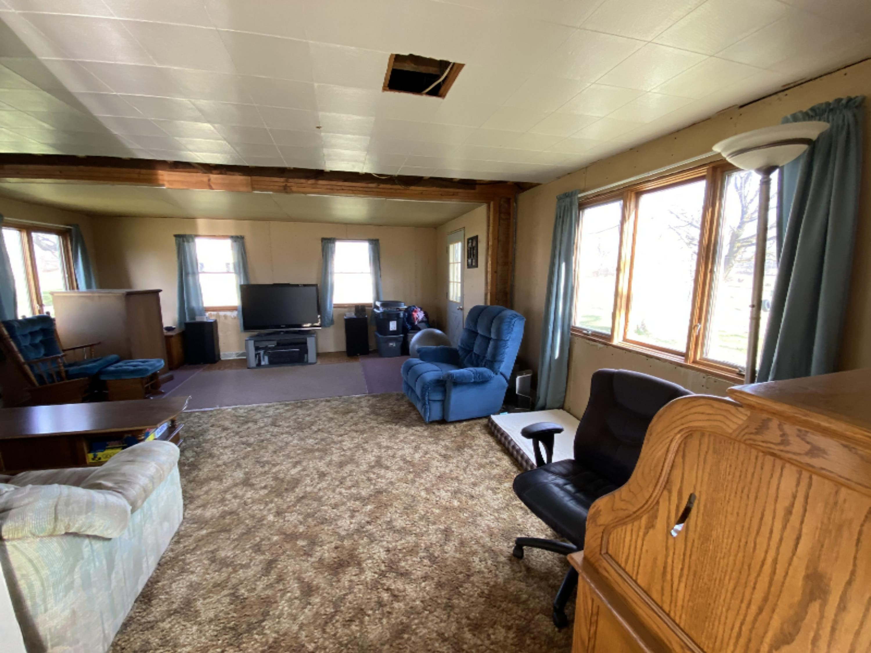 115 West Hobbs Road Delton, MI 49046 - Photo 9 of 17 IMG_3970