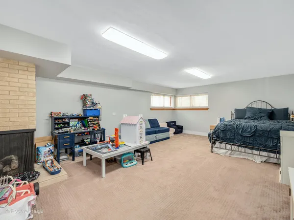 $3,850 | 822 North Waiola Avenue, La Grange Park, IL 60526