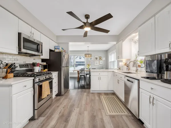 $3,850 | 822 North Waiola Avenue, La Grange Park, IL 60526