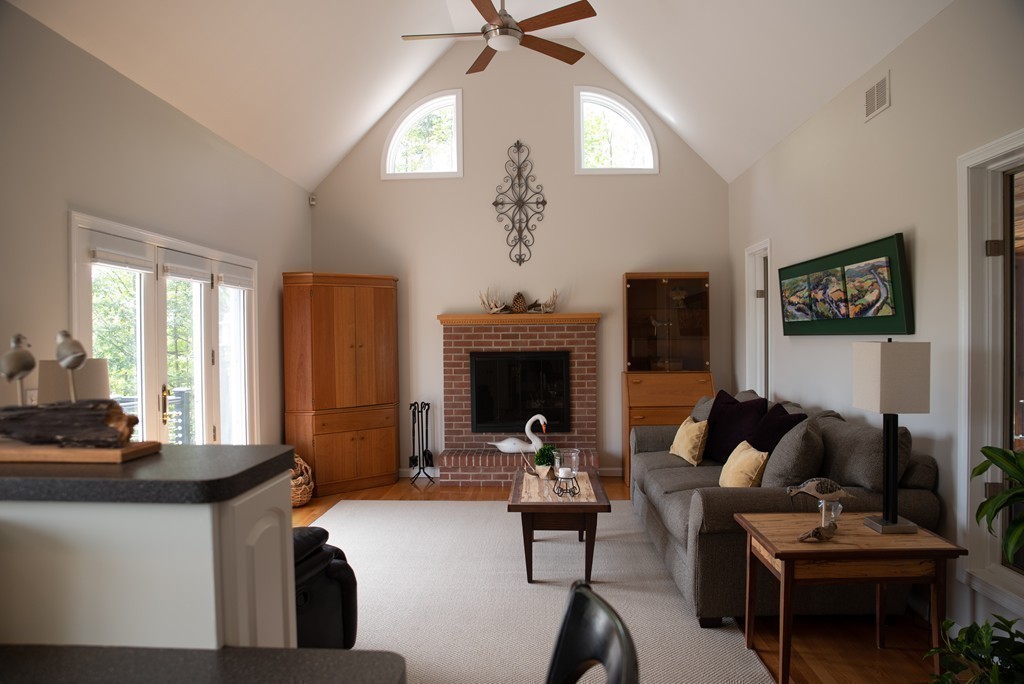 11 Laurel Mountain Road Whately, MA 01039 - Photo 15 of 30 Gallery Image 15