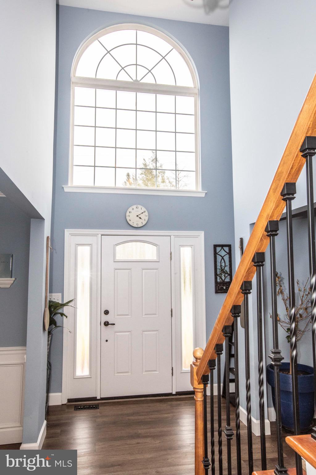 382 Martins Road Reading, PA 19608 - Photo 5 of 56 Foyer