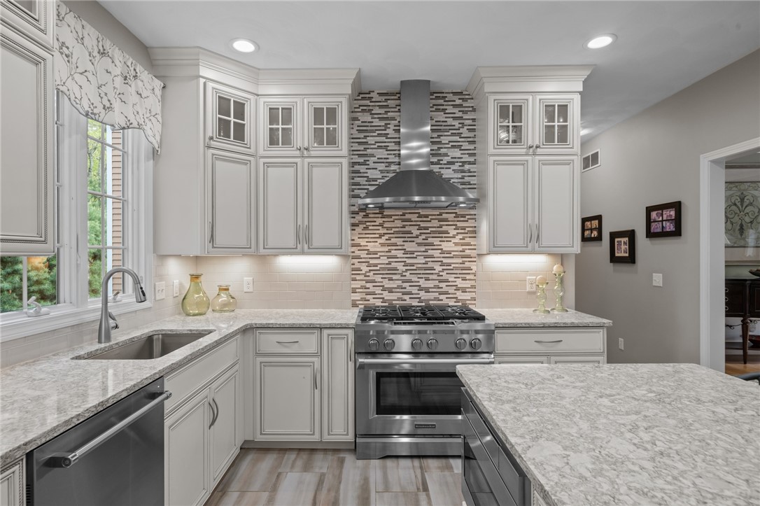 329 Wickham Road North Kingstown, RI 02852 - Photo 11 of 50 Gallery Image 11