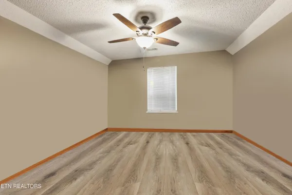 $369,999 | 7605 Applecross Road, Corryton, TN 37721