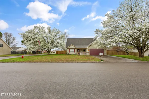 $369,999 | 7605 Applecross Road, Corryton, TN 37721
