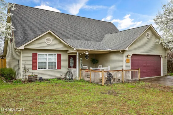 $369,999 | 7605 Applecross Road, Corryton, TN 37721