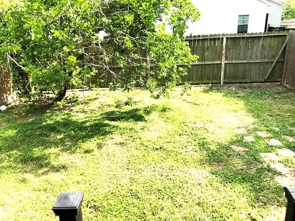 $1,650 | 4818 Paula Street, Unit B, Houston, TX 77033
