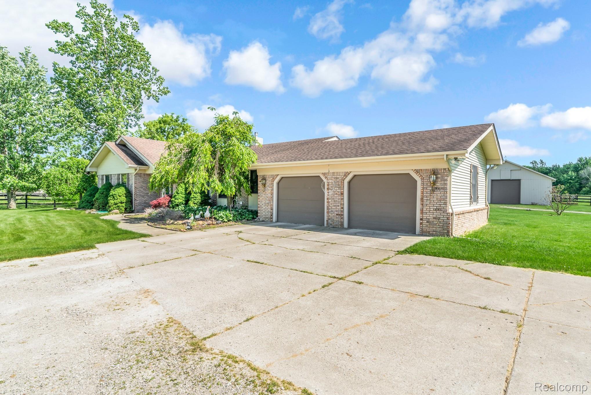 1491 West Sutton Road Metamora, MI 48455 - Photo 17 of 60 DSC_6221.jpg