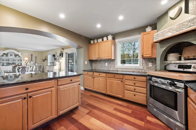 $719,900 | 5 Race Track Hollow, Middlefield, CT 06455