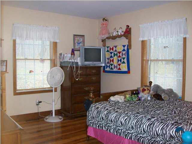 3656 Sailer Road Mount Vernon, IN 47620 - Photo 12 of 30 Gallery Image 12