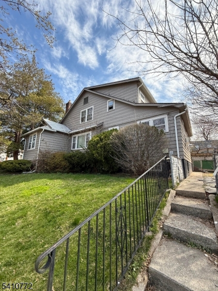 12 Hillcrest Road Maplewood, NJ 07040 - Photo 4 of 10