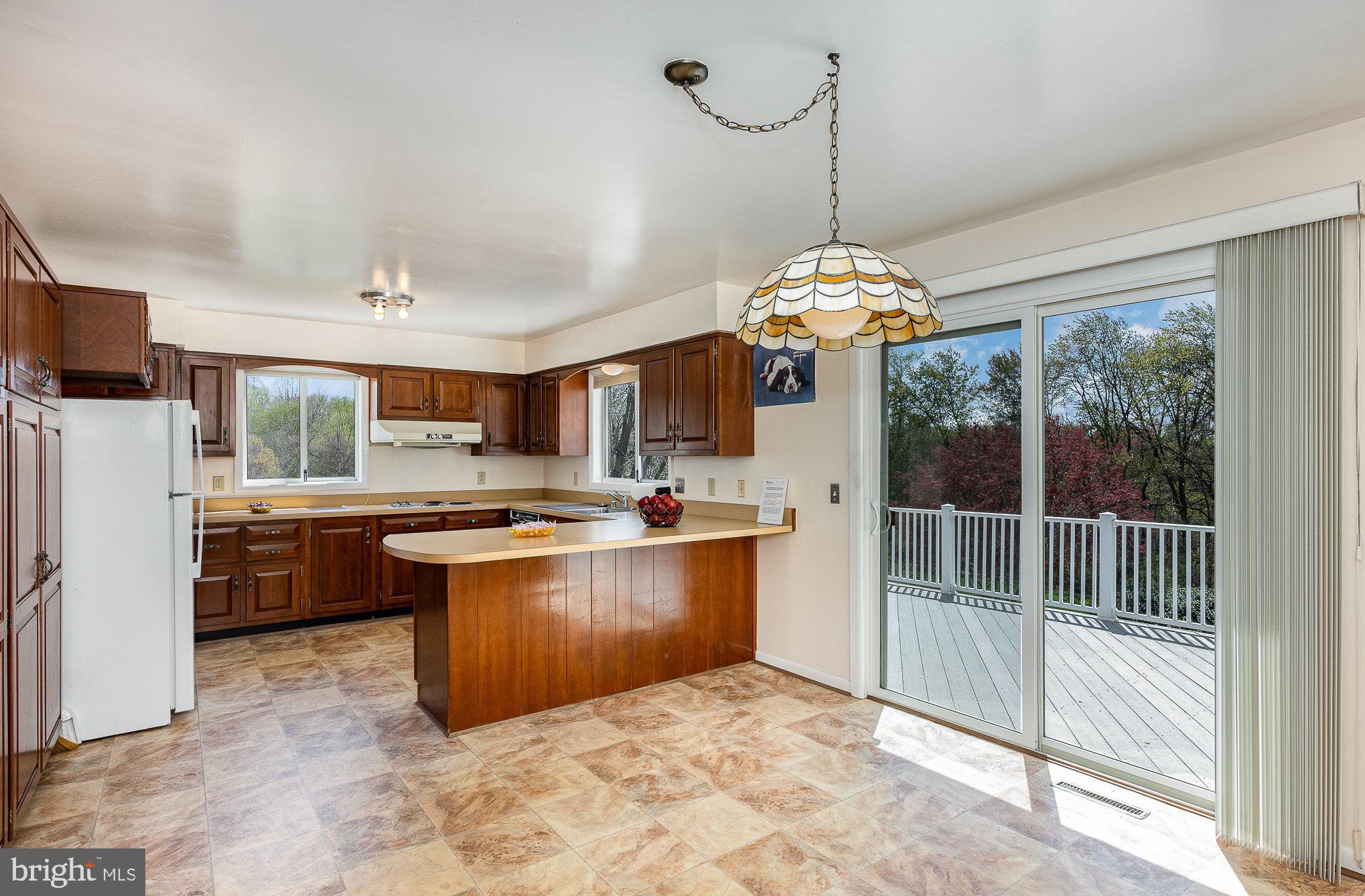 7421 Hawkins Creamery Road Gaithersburg, MD 20882 - Photo 8 of 46 Gallery Image 8