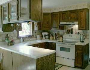 116 South Jamestown Road Coraopolis, PA 15108 - Photo 3 of 5 Kitchen.