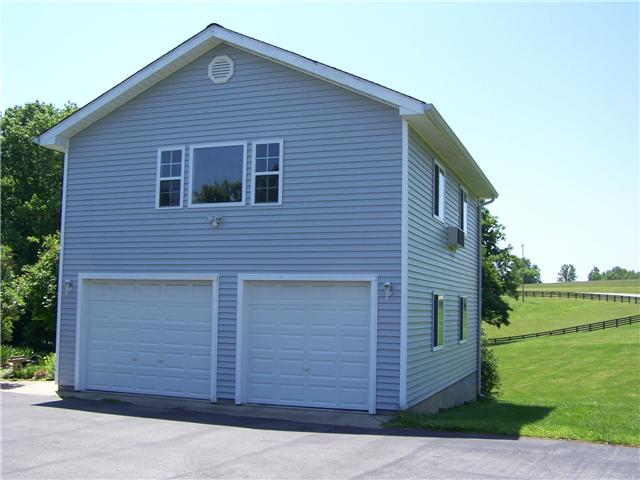 5902 Parham Road Franklin, TN 37064 - Photo 2 of 20 a front view of a house with a yard