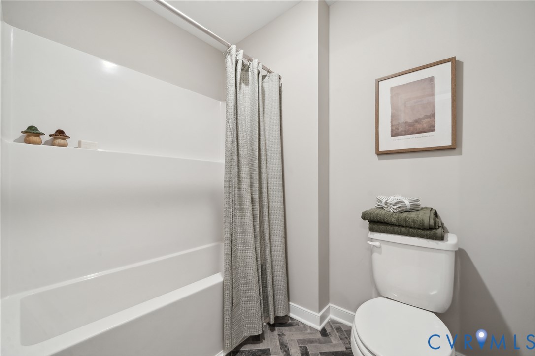 535 Wendenburg Terrace, Unit MODEL Aylett, VA 23009 - Photo 26 of 31 Full bathroom with shower / tub combo and toilet