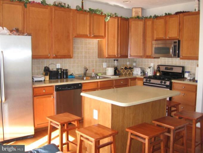 808 Lowe Road Middle River, MD 21220 - Photo 9 of 28 Kitchen