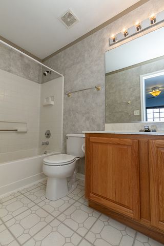 3490 Ravinia Circle, Unit 3490 Aurora, IL 60504 - Photo 20 of 21