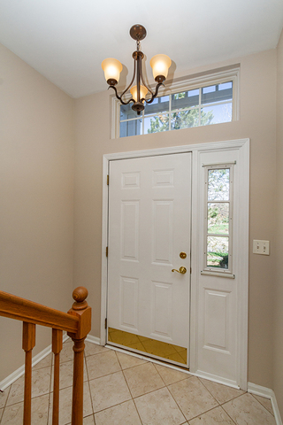 3490 Ravinia Circle, Unit 3490 Aurora, IL 60504 - Photo 3 of 21