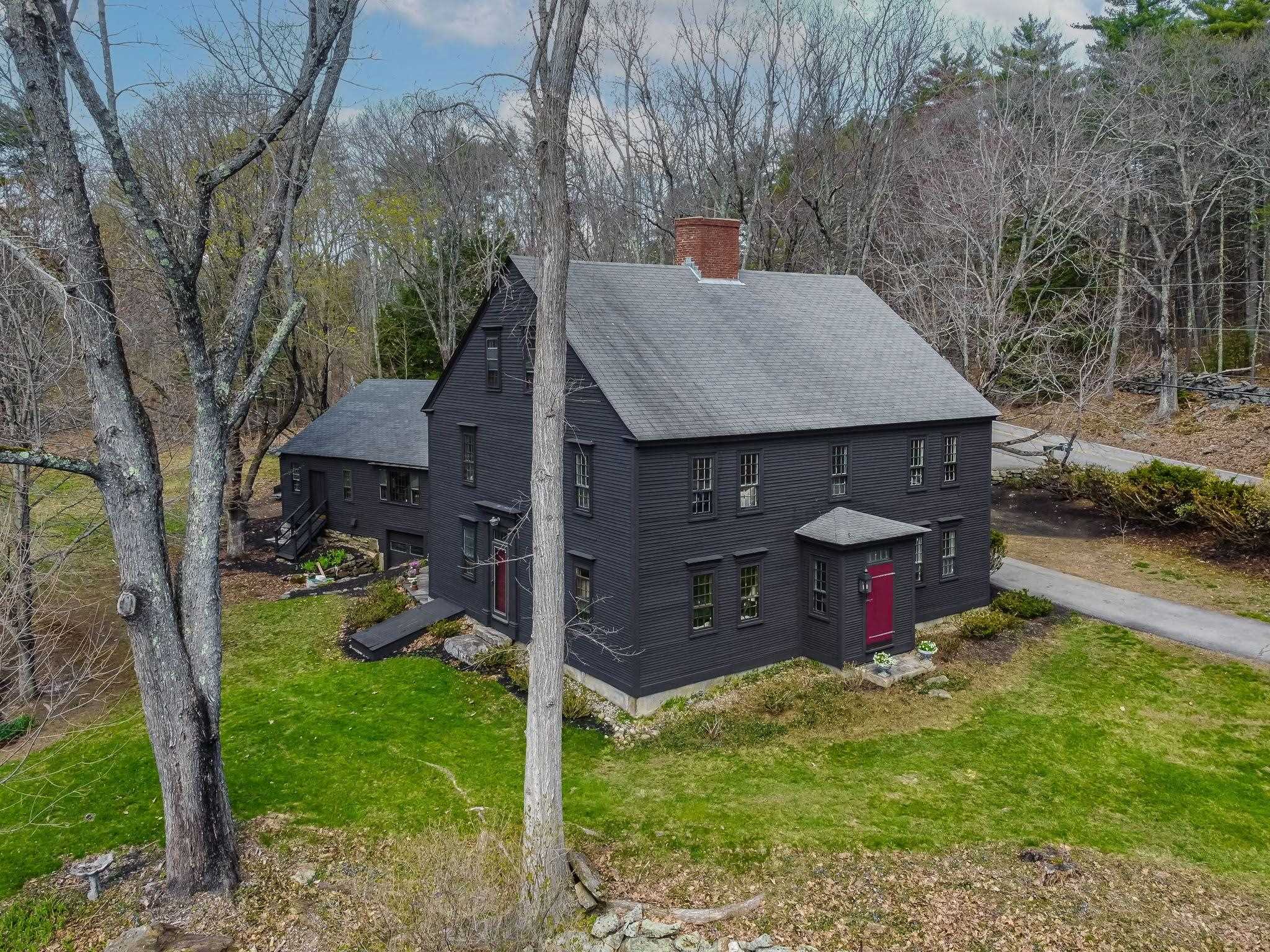 515 Dowboro Road Pittsfield, NH 03263 - Photo 2 of 60