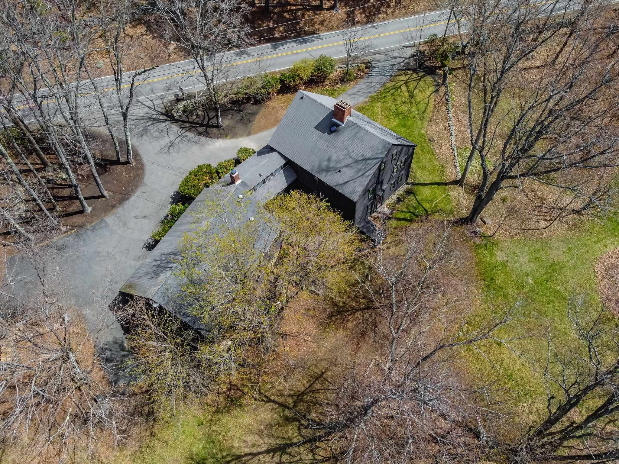 515 Dowboro Road Pittsfield, NH 03263 - Photo 5 of 60