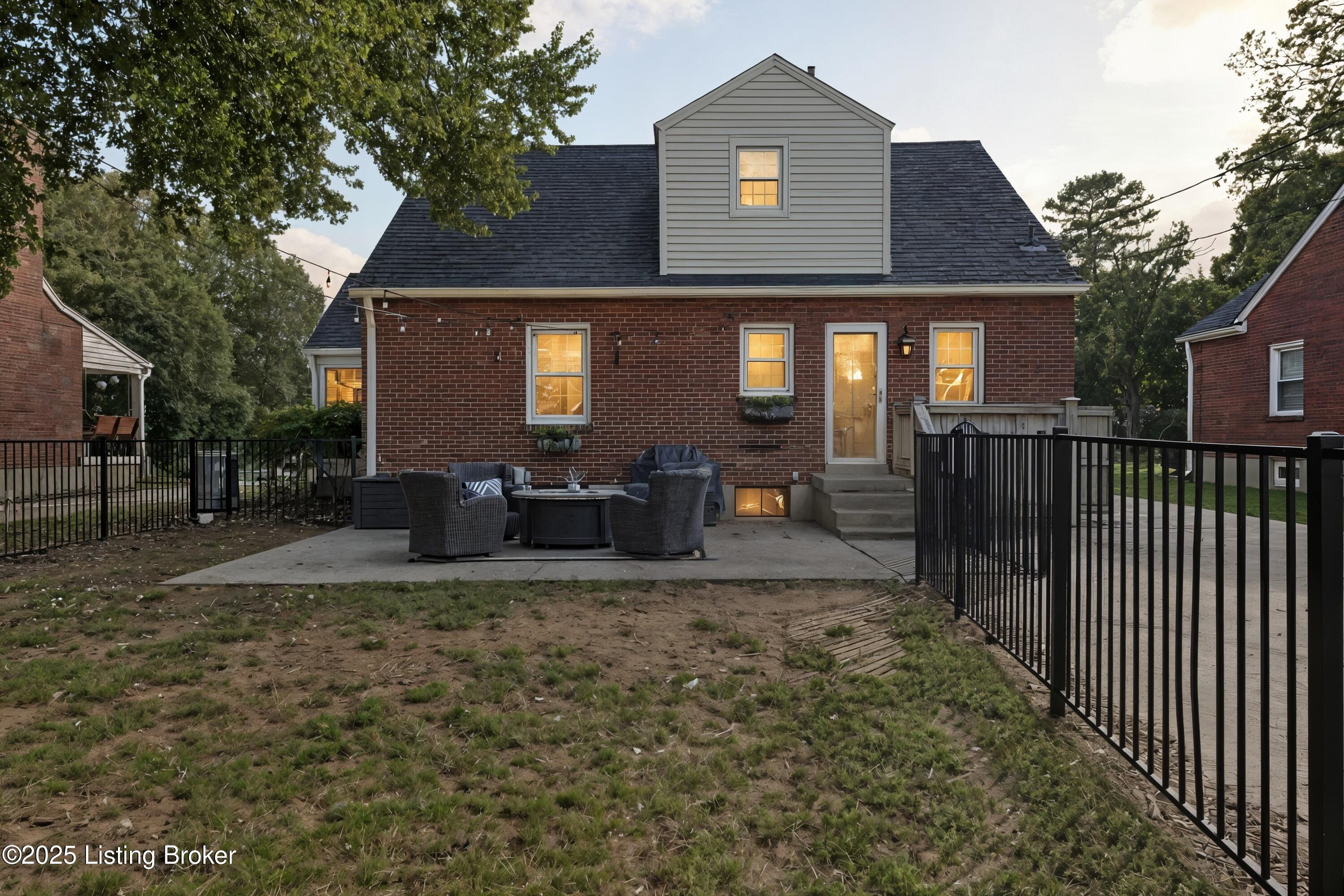 4509 Winchester Road Louisville, KY 40207 - Photo 28 of 39 28_4509winchester_louisvillerealestateme