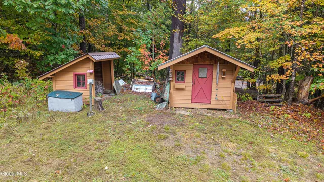 $399,000 | 135 John Brannon Road, Minerva, NY 12851