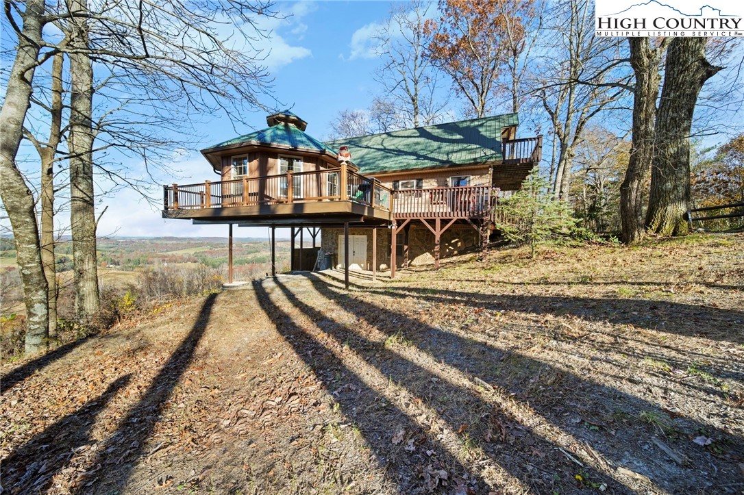 1902 Brown Road Sparta, NC 28675 - Photo 11 of 32 a view of a house with backyard